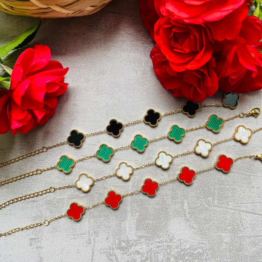 Clover Necklace